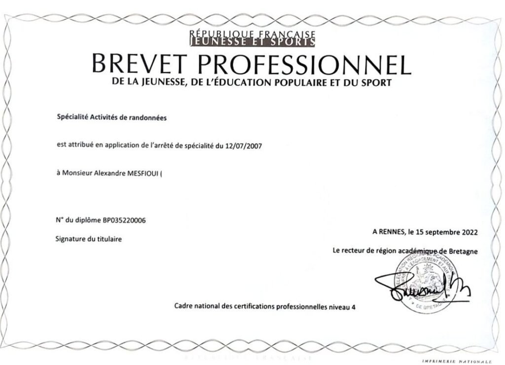 Diplôme d'État BPJEPS spécialité Activités de randonnées d'Alexandre Mesfioui, éducateur sportif